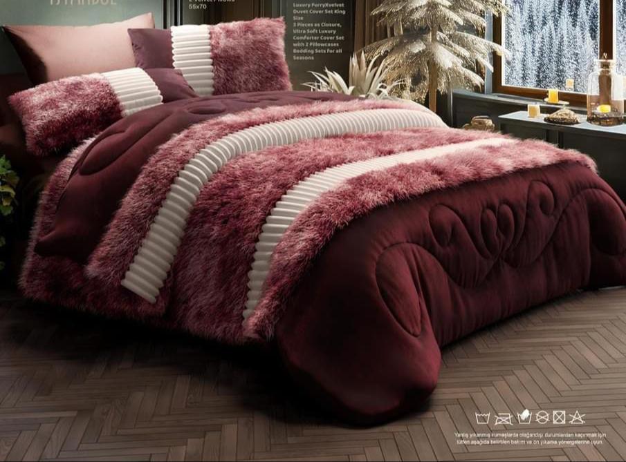 Selena Duvet - Image 2